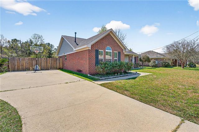 13423 James Copeland Drive, Mobile, AL 36695