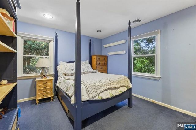 384 Rutland Avenue, Teaneck, NJ 07666