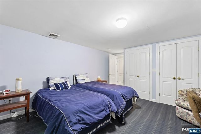 384 Rutland Avenue, Teaneck, NJ 07666