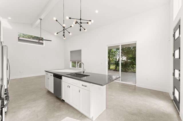 6201 Caddie ST 2, Austin, TX 78741