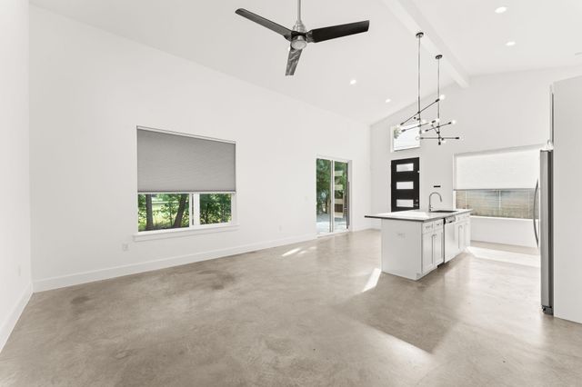 6201 Caddie ST 2, Austin, TX 78741