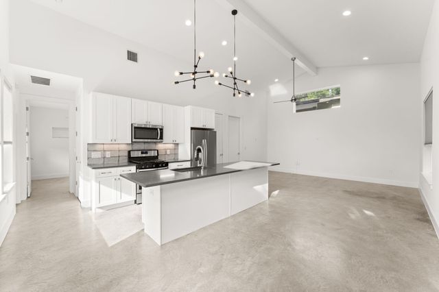 6201 Caddie ST 2, Austin, TX 78741
