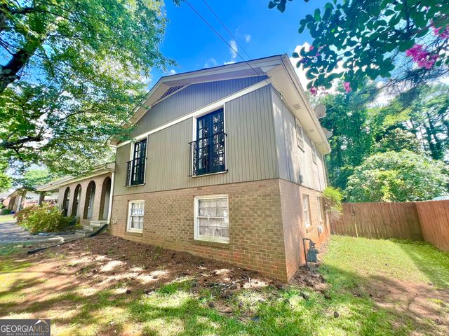 2449 Due West Circle NW, Kennesaw, GA 30152