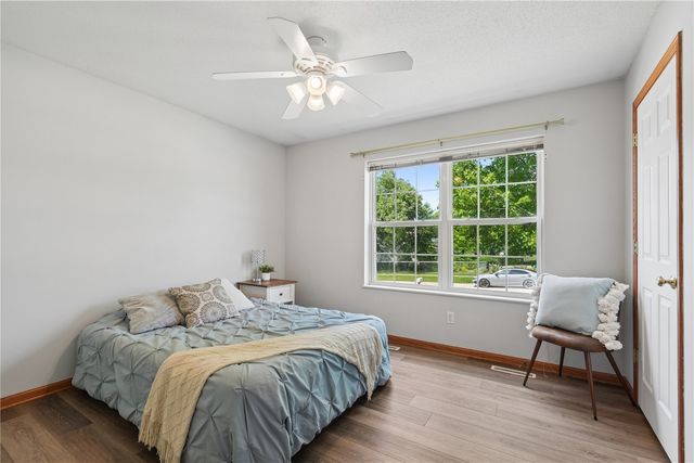 1145 Edwin Drive, Marion, IA 52302