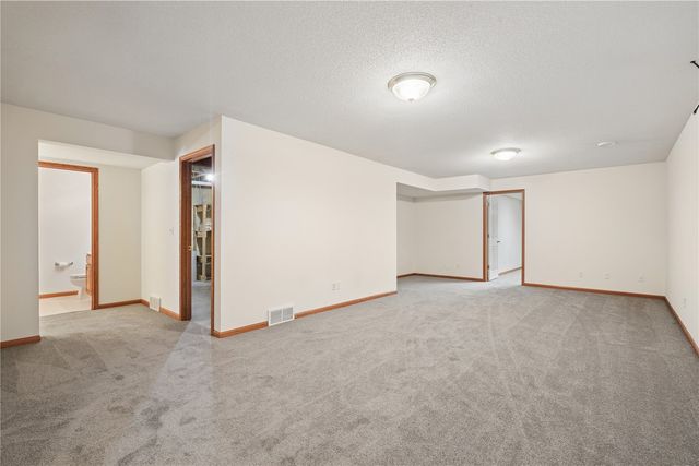 1145 Edwin Drive, Marion, IA 52302