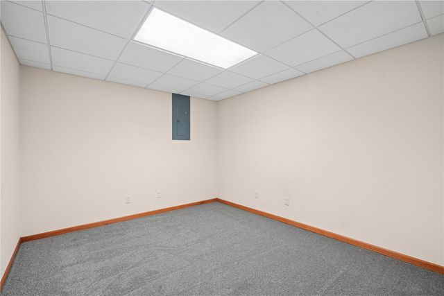 1145 Edwin Drive, Marion, IA 52302