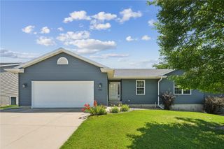 1145 Edwin Drive, Marion, IA 52302