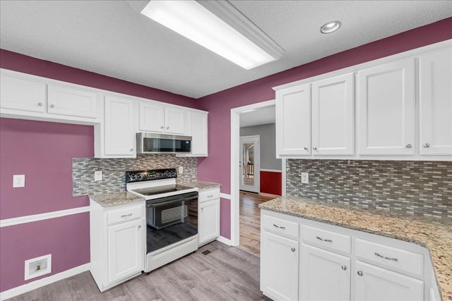 99 Arrowhead Dr, Manchester, TN 37355