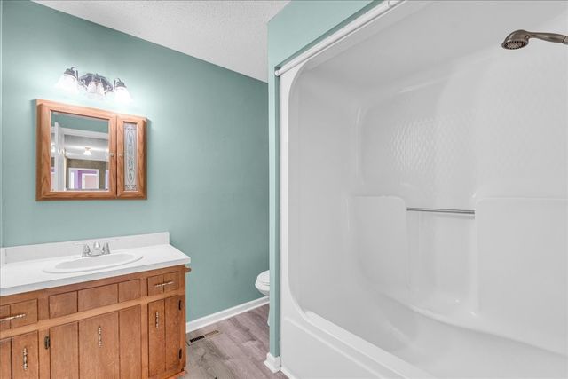 99 Arrowhead Dr, Manchester, TN 37355