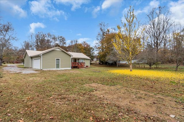 99 Arrowhead Dr, Manchester, TN 37355