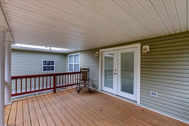 99 Arrowhead Dr, Manchester, TN 37355