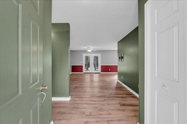 99 Arrowhead Dr, Manchester, TN 37355