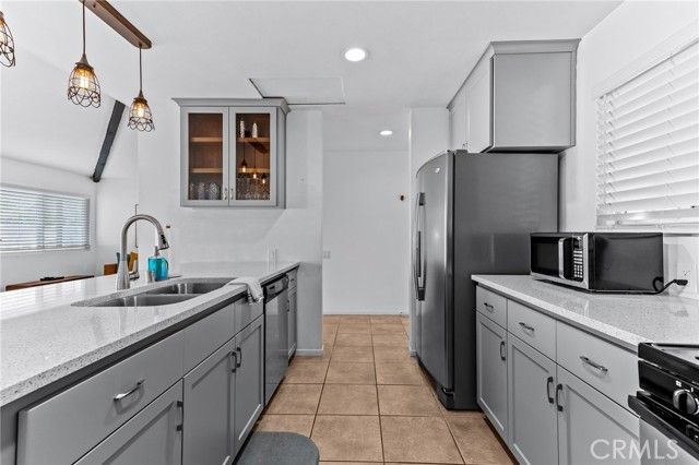 2564 N Aurora Drive, Palm Springs, CA 92262