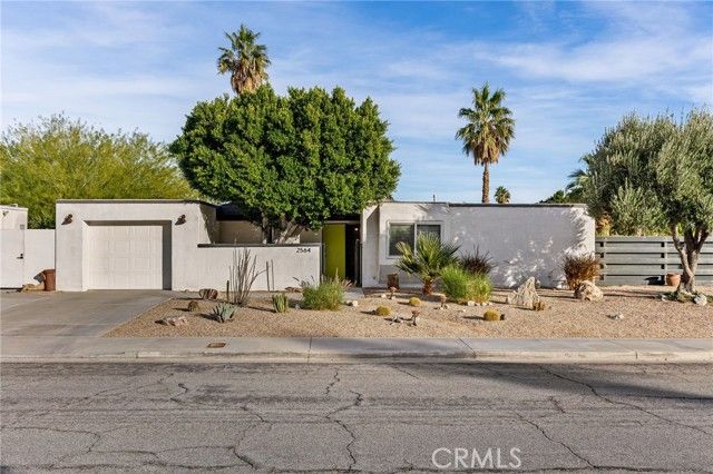 2564 N Aurora Drive, Palm Springs, CA 92262