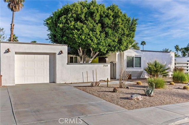2564 N Aurora Drive, Palm Springs, CA 92262