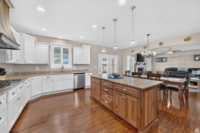 278 E LARSEN LN, Harrisville, UT 84404