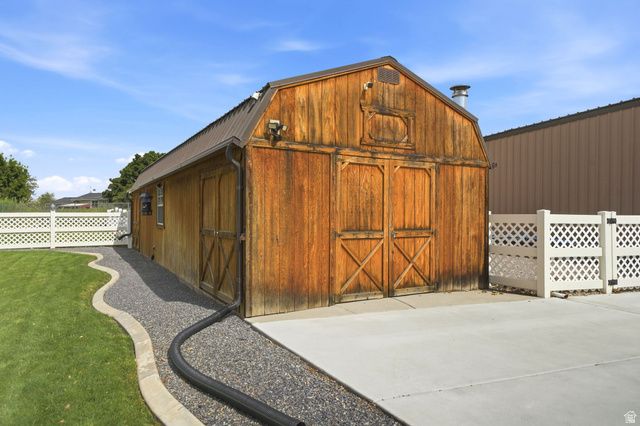 278 E LARSEN LN, Harrisville, UT 84404