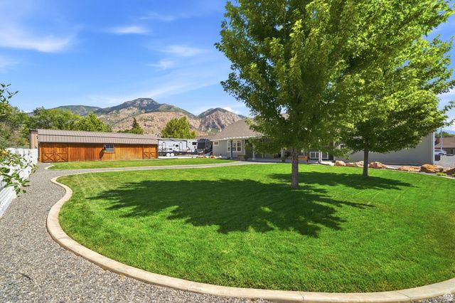 278 E LARSEN LN, Harrisville, UT 84404