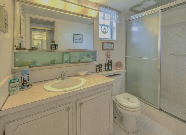 2855 S Garden Dr Drive S 203, Palm Springs, FL 33461