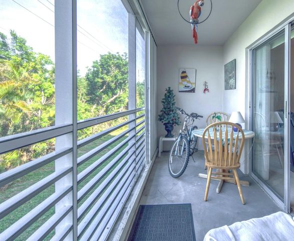 2855 S Garden Dr Drive S 203, Palm Springs, FL 33461