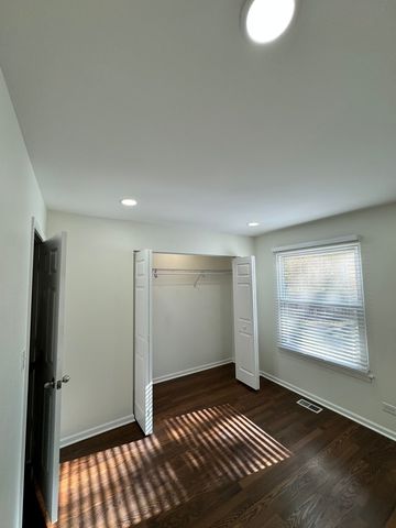 1944 Navarone Drive, Naperville, IL 60565