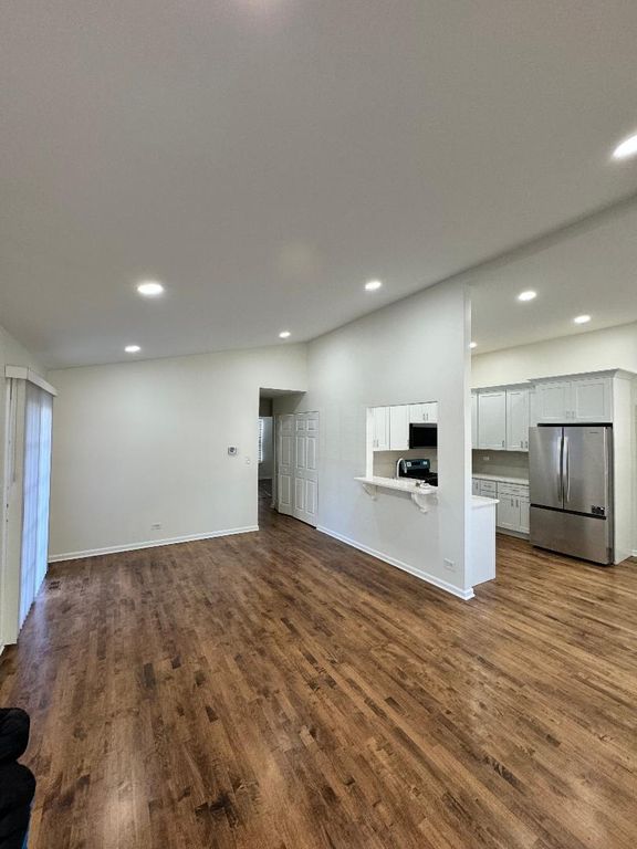 1944 Navarone Drive, Naperville, IL 60565