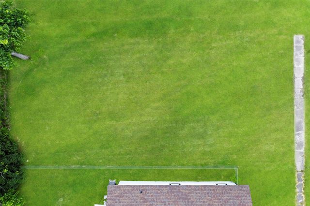114 E 2nd Street, Deer Park, TX 77536
