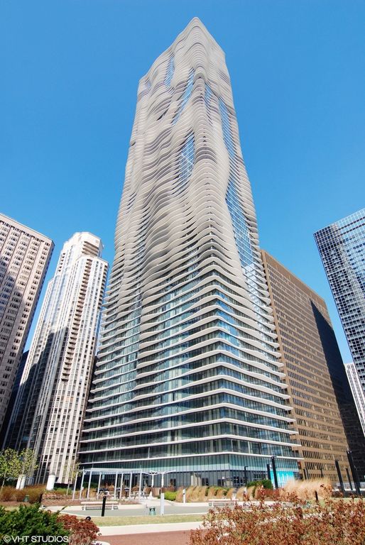 225 N Columbus Drive 6006, Chicago, IL 60601