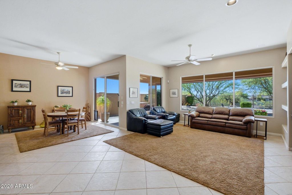 Image 14 of property listing at 22626 N 54TH Way, Phoenix, AZ 85054