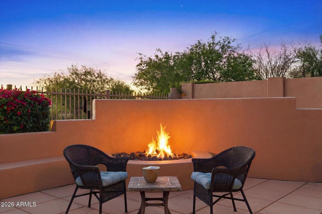 Image 43 of property listing at 22626 N 54TH Way, Phoenix, AZ 85054