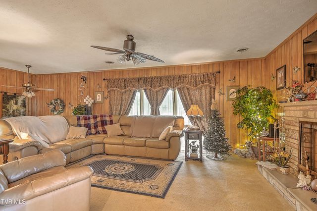 522 Birch Street, Church Hill, TN 37642