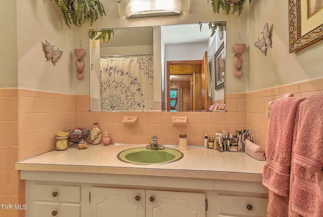 522 Birch Street, Church Hill, TN 37642