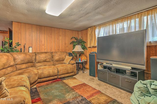 522 Birch Street, Church Hill, TN 37642