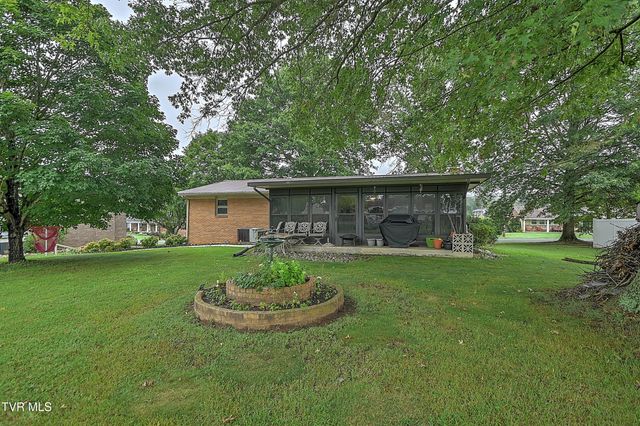 522 Birch Street, Church Hill, TN 37642