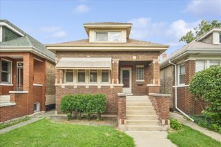 1906 S 58th Avenue, Cicero, IL 60804
