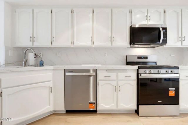 2714 Claray Drive, Los Angeles, CA 90077