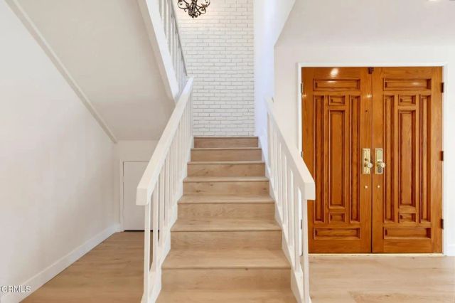 2714 Claray Drive, Los Angeles, CA 90077