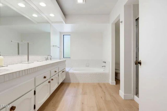 2714 Claray Drive, Los Angeles, CA 90077