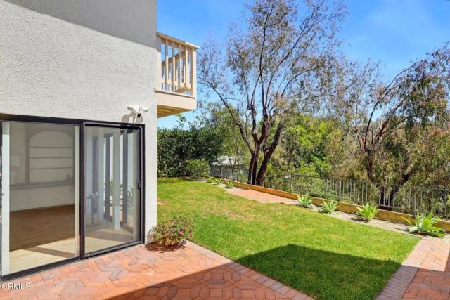 2714 Claray Drive, Los Angeles, CA 90077