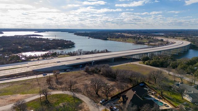 7100 Lake Worth Boulevard, Lake Worth, TX 76135