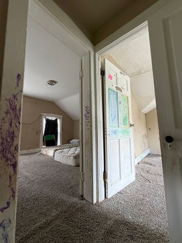 1016 Iowa Street, Davenport, IA 52803
