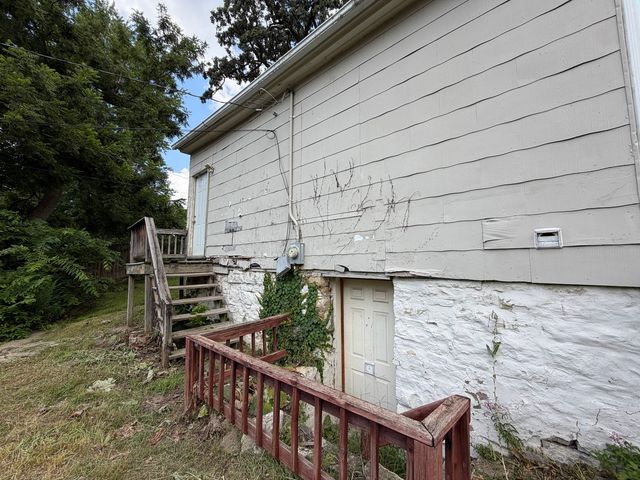 1016 Iowa Street, Davenport, IA 52803
