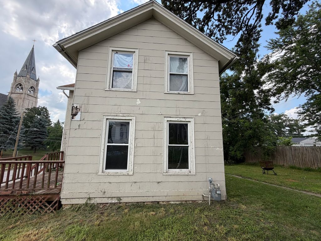1016 Iowa Street, Davenport, IA 52803