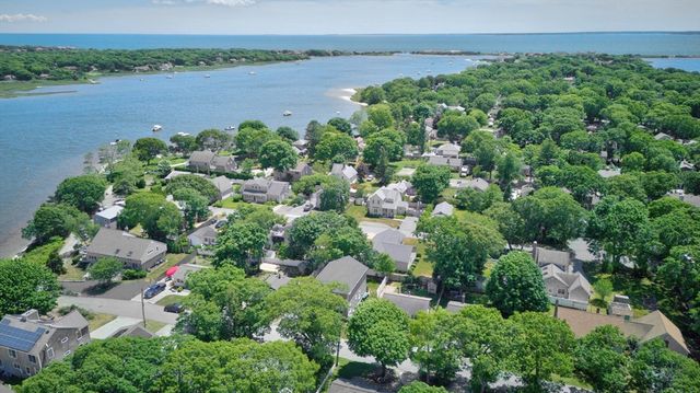 65 Cypress Street, Falmouth, MA 02536