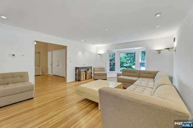 42-09 Cosgrove Court, Fair Lawn, NJ 07410
