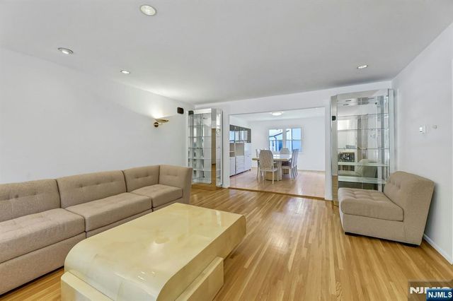 42-09 Cosgrove Court, Fair Lawn, NJ 07410
