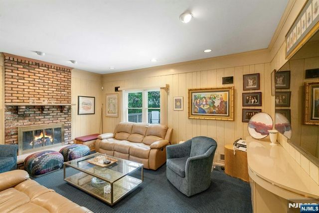 42-09 Cosgrove Court, Fair Lawn, NJ 07410