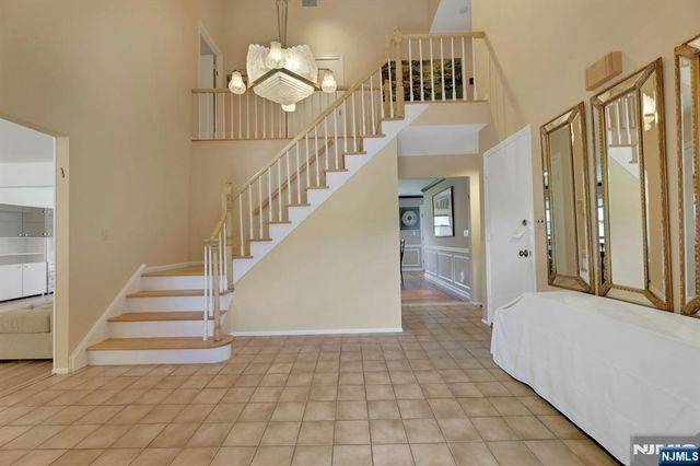 42-09 Cosgrove Court, Fair Lawn, NJ 07410
