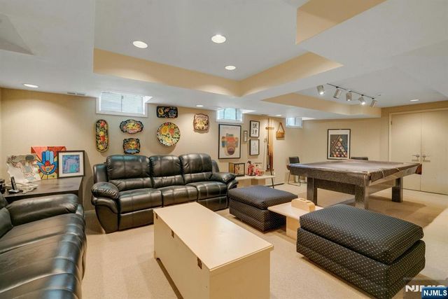 42-09 Cosgrove Court, Fair Lawn, NJ 07410