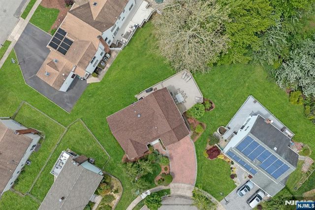 42-09 Cosgrove Court, Fair Lawn, NJ 07410